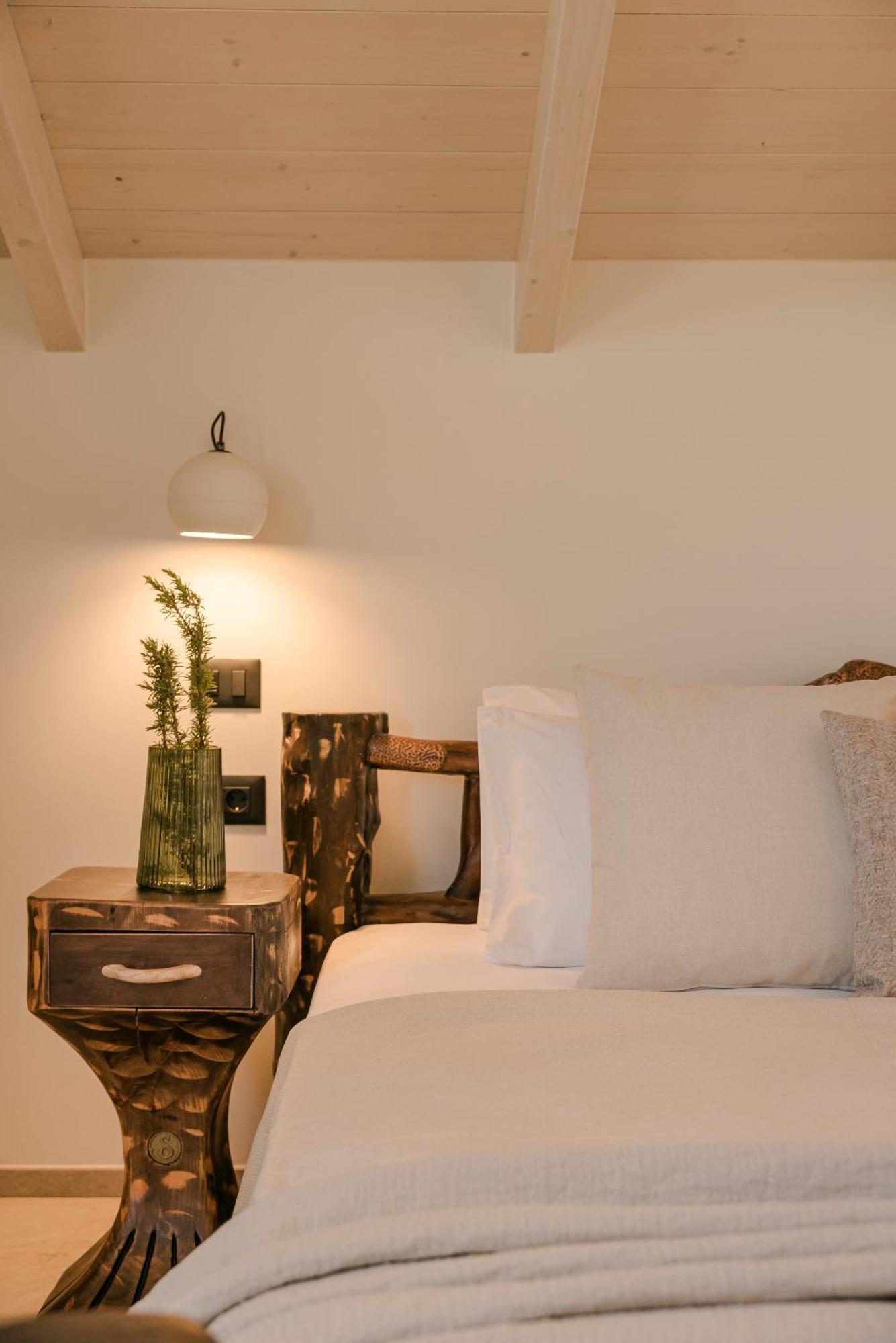 Hilaritas Luxury Suites Sea View, Private Pool & Jacuzzi Paradise Ratzaklíon 외부 사진