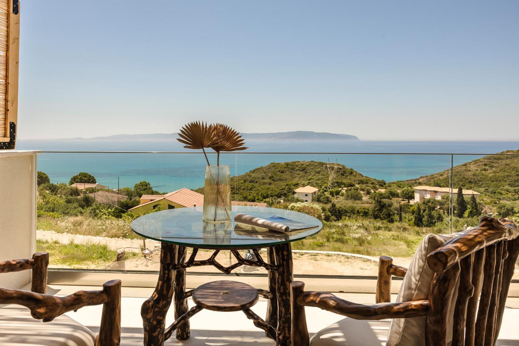 Hilaritas Luxury Suites Sea View, Private Pool & Jacuzzi Paradise Ratzaklíon 외부 사진