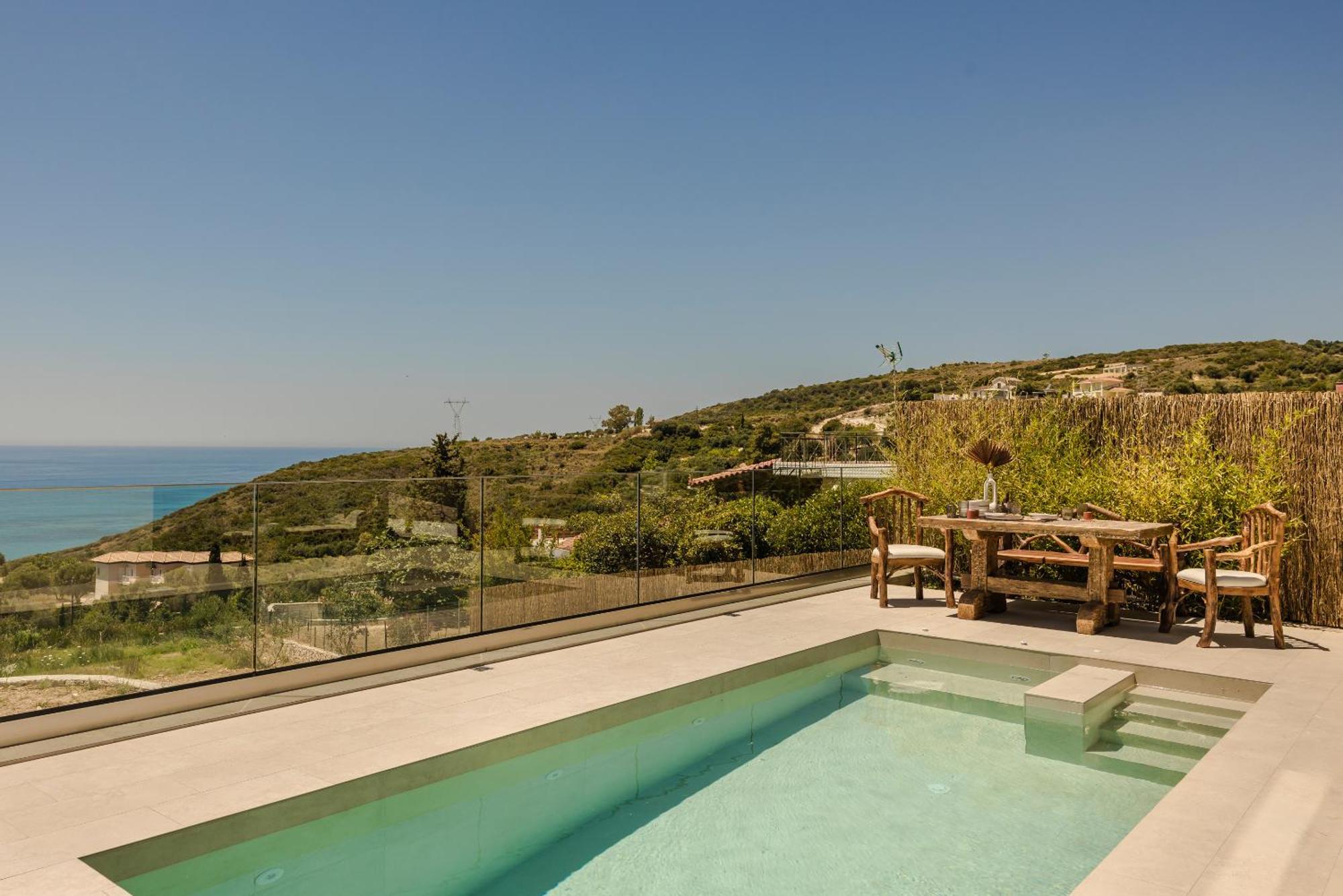 Hilaritas Luxury Suites Sea View, Private Pool & Jacuzzi Paradise Ratzaklíon 외부 사진