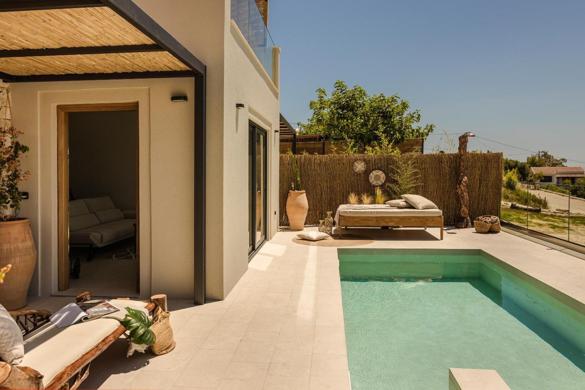 Hilaritas Luxury Suites Sea View, Private Pool & Jacuzzi Paradise Ratzaklíon 외부 사진