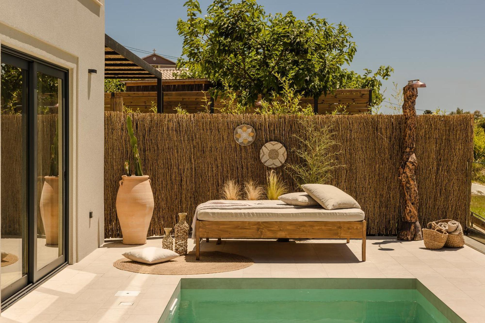 Hilaritas Luxury Suites Sea View, Private Pool & Jacuzzi Paradise Ratzaklíon 외부 사진