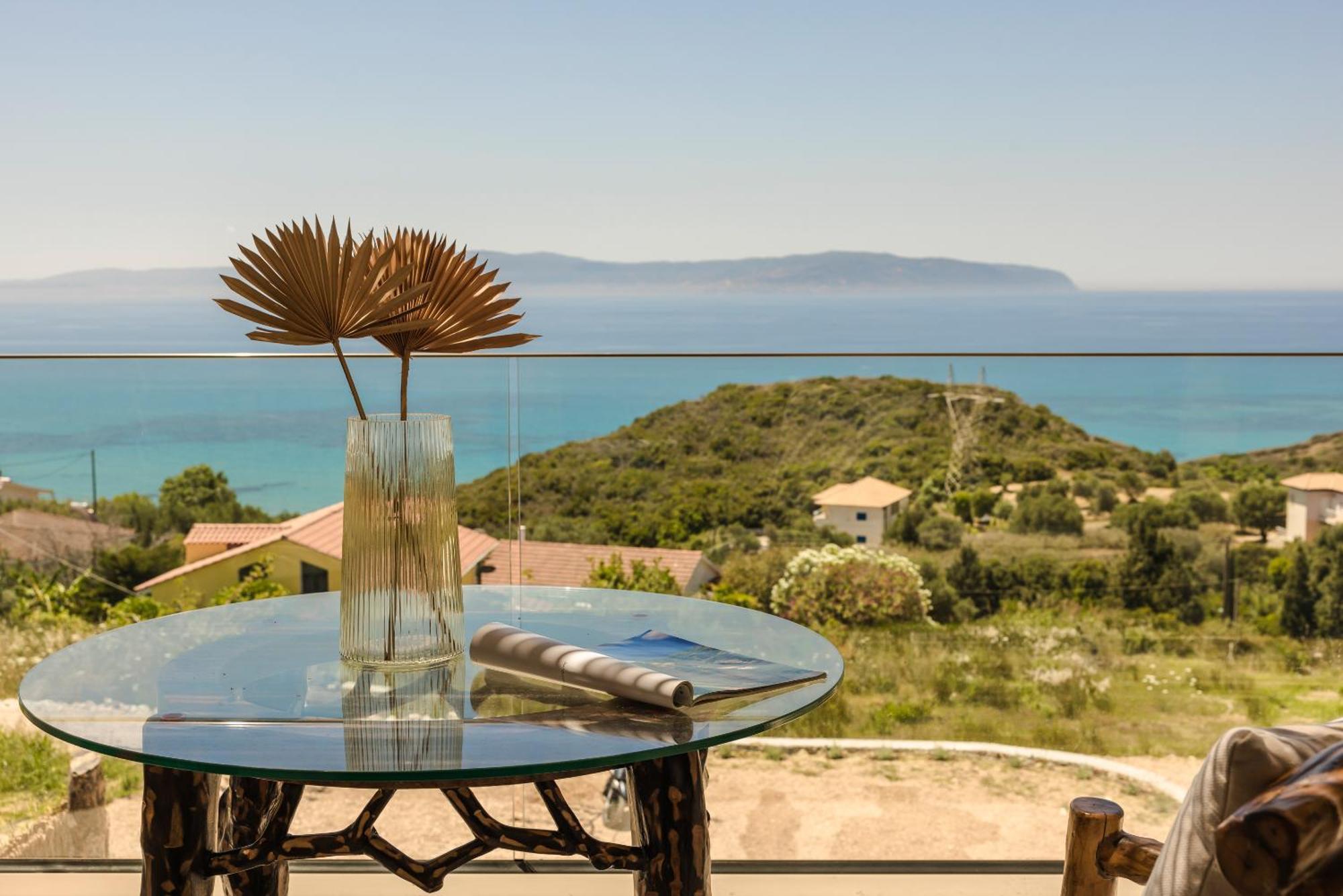 Hilaritas Luxury Suites Sea View, Private Pool & Jacuzzi Paradise Ratzaklíon 외부 사진