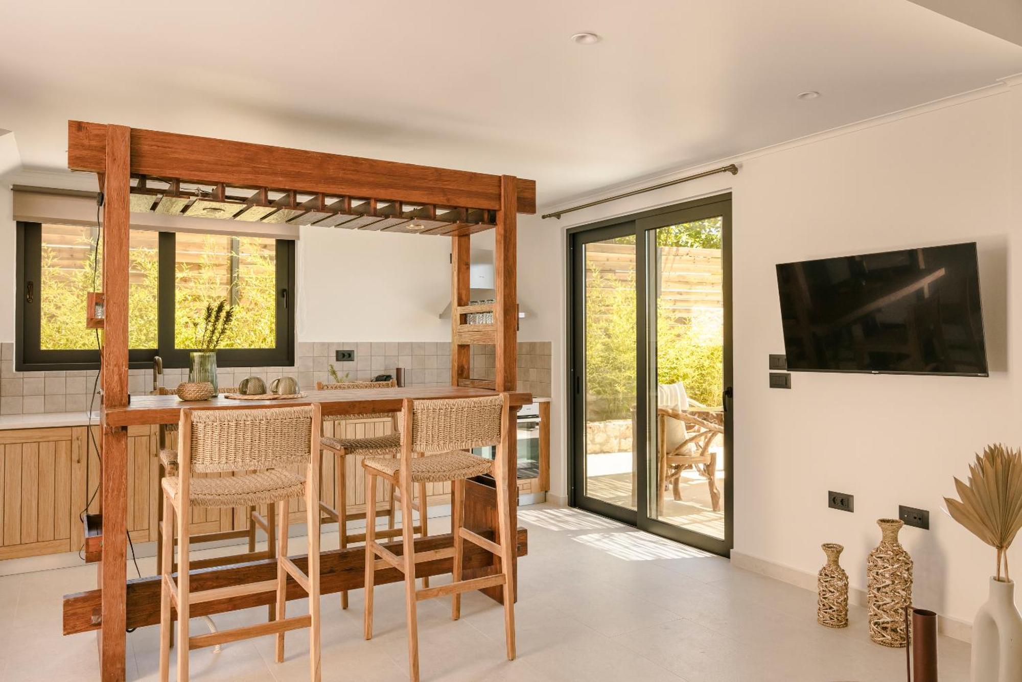 Hilaritas Luxury Suites Sea View, Private Pool & Jacuzzi Paradise Ratzaklíon 외부 사진